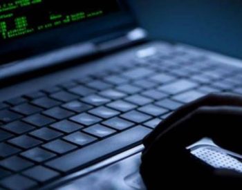 Mulher foi presa nesta quarta-feira, 28, sob suspeita de divulgar conteúdo pornográfico da própria filha (Foto: Thinkstock)