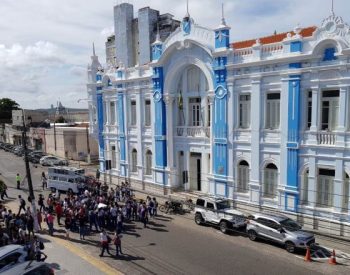 Carlos Eduardo não apareceu em frente à Prefeitura do Natal (Foto: Cedida)