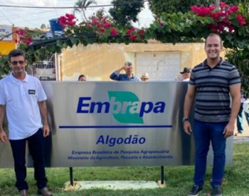 Secretário de Agricultura Iago Oliveira e o coordenador de Agricultura Edimilson. Foto — ©Divulgação.