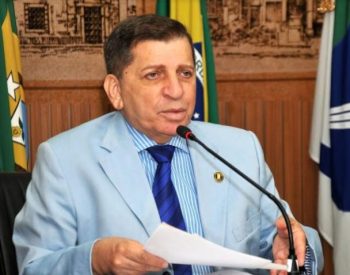Vereador Luiz Almir (PR) concedeu entrevista ao Agora Jornal Foto Elpídio Júnior.