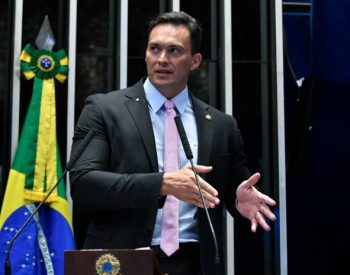 Irmã alega que pediu auxílio por estar desempregada — Foto: Max Aquino/divulgação