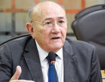 Parlamentar pediu que os prédios das companhias de polícias dos dois municípios sejam recuperadas — Foto: Eduardo Maia