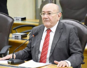 O pedido foi feito durante sessão ordinária nesta quarta (26) no plenário da Assembleia Legislativa — Foto: Divulgação
