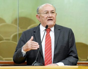 O projeto tem como objetivo oferecer transporte gratuito para a população de baixa renda — Foto: Assessoria.