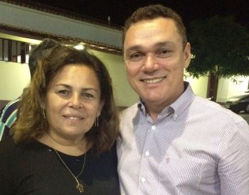 Vice-prefeita Dra. Aninha, ao lado do prefeito Amazan Silva.