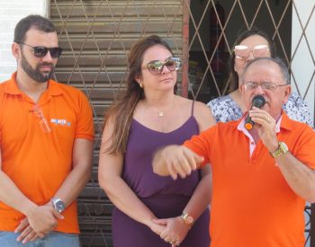 Pré-Candidato Edílio Lobo ao lado da pré-candidata Karla Veruska. ( Foto: Assessoria )