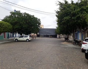 Palco montado desde do mês de dezembro pela gestão do governo Amazan Silva em Jardim do Seridó. ( Foto: Seridó no AR / Imagens )