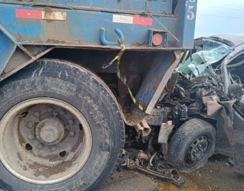 Acidente aconteceu na BR-230, em Santa Rita — Foto: Ewerton Correia/TV Cabo Branco