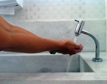 Treze cidades do interior do RN terão abastecimento de água interrompido na segunda (9) (Foto: Anderson Barbosa/G1)