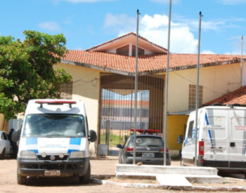 Fachada da Penitenciária Estadual de Alcaçuz, localizada em Nísia Floresta, na Região Metropolitana de Natal