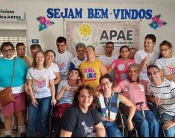 APAE de Jardim do Seridó recebeu uma importante parceria na área da saúde: o cirurgião-dentista Dr. Jarlisson Azevedo, em colaboração com a Secretaria de Saúde e a Prefeitura Municipal. Foto — ©Divulgação.