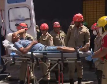 Idoso de 67 anos foi atacado com 'voadora' na cabeça durante protesto, no bairro de Cruz das Armas, em João Pessoa — Foto: TV Cabo Branco/Reprodução