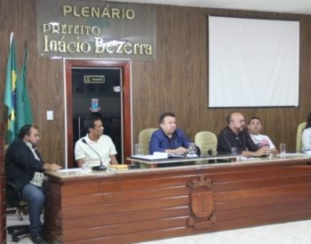 Prefeito de Caicó Marcos José prestando esclarecimentos na Câmara Municipal de Caicó. ( Foto: Assessoria )