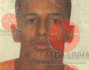 Vítima foi identificada como João Victor de Lima, 17 anos. Foto — ©Fim da Linha.