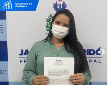 Sra. Mauriceia Silvana Batista, Auxiliar de Consultório Dentário-ESF. Foto — ©Divulgação.