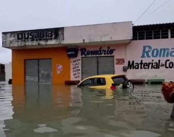 Chuvas em João Pessoa causam transtornos na região — Foto: Reprodução/TV Cabo Branco