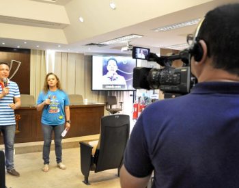 Programa é semanal, ao vivo e com reprises