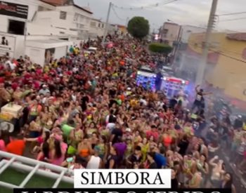 Littolins o Raio, arrastando multidão no Bloco Coruja no Carnaval em Jardim do Seridó. Foto — ©Reprodução / Instagram.