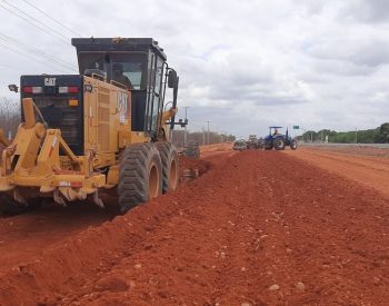 Obra no primeiro lote de duplicação da BR-304 — Foto: Carlos Costa/Divulgação