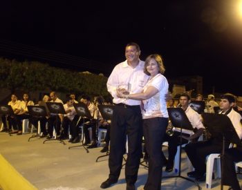 Maestro Sansão e a Prefeita Míuda de São José do Seridó. Foto - Carlos Felipe.