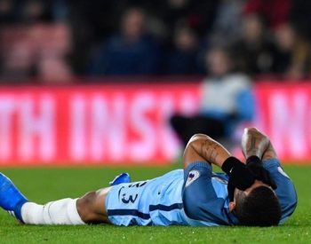 Gabriel Jesus ficará 3 meses afastado do futebol