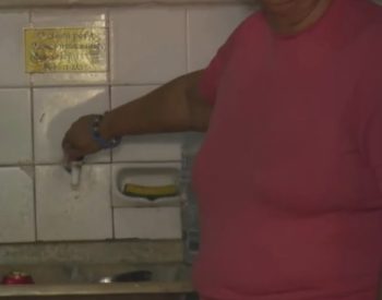 Moradores denunciam falta de água há sete dias no bairro Treze de Maio, em João Pessoa — Foto: Reprodução/TV Cabo Branco