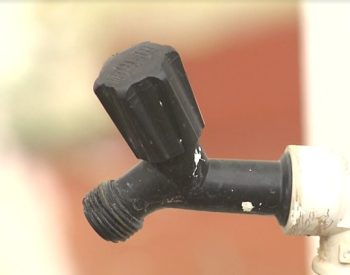 Falta água em áreas de Campina Grande há quatro dias; Cagepa diz que retorno do serviço é gradativo — Foto: TV Paraíba/Reprodução