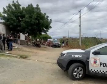 Mulher foi assassinada na frente de casa em Caicó — Foto: Reprodução