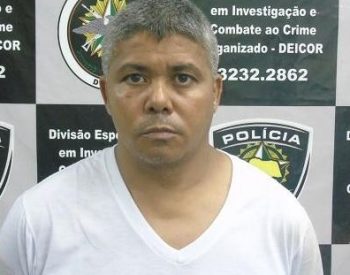 Ele seria o suspeito de dirigir o veículo. ( Foto: Cedida / Degepol )