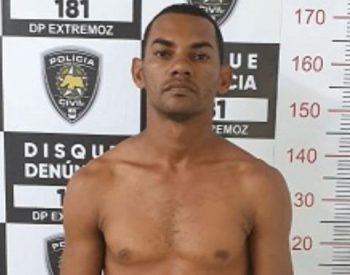 Carlinhos de Adão é suspeito de praticar crime de homicídio doloso duplamente qualificado contra Josinaldo Galdino, vulgo “Matheus”, no dia 4 de março deste ano. ( Foto: Divulgação / PC )