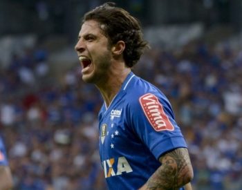 Hudson virou peça importante de Mano Menezes (Foto: Washington Alves/Cruzeiro)