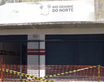 Imagem mostra o prédio do restaurante popular nas Rocas interditado