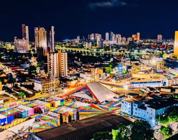 Campina Grande iluminada no mês de São João — Foto: Divulgação