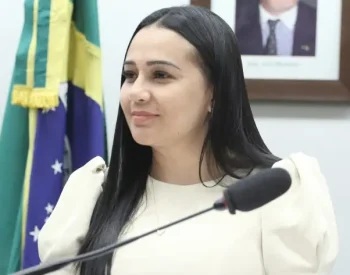 Deputada Dayany Bittencourt Foto — ©Vinicius Loures / Câmara dos Deputados.