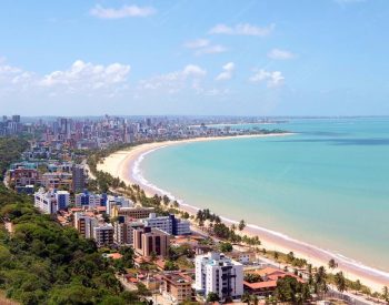 Vista da Praia de Cabo Branco, em João Pessoa — Foto: Divulgação