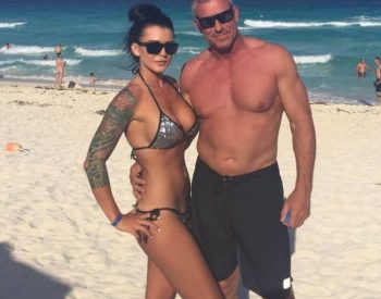 Taylor (esquerda) diz que não se preocupa com o fato de ter 27 anos e seu marido Kern ter 54, pois adora o estilo de vida que levam — Foto: Reprodução/Facebook/Taylor Lehman