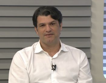 Prefeito de João Pessoa fala em fazer multirões para retirada de lixo nas ruas da cidade, na TV Cabo Branco — Foto: TV Cabo Branco
