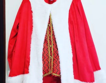 Roupa de papai noel utilizada em dezembro — Foto: Arquivo Pessoal/Zemilton Feitosa