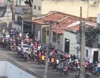 Segundo a PM, foram registradas várias infrações e crimes de trânsito, além de riscos à população e desordem (Foto: PM/Divulgação)