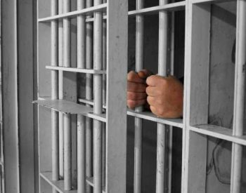 Criminosos estavam presos na cidade de Pacoti. ( Foto: © iStock )