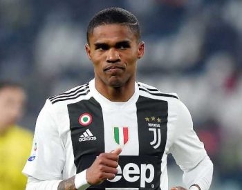 Segundo informações do jornal “Corriere della Sera”, o jogador da seleção brasileira não ficou ferido. ( Foto: © Reuters )
