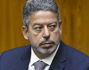 Líder do centrão, Lira foi reeleito para mais dois anos na presidência da Câmara no último dia 1º. Foto — ©Getty / Imagens.