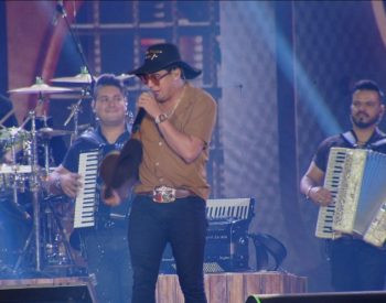 Nattanzinho Lima é uma das atrações do São João 2026 de Santa Luzia, no Sertão da Paraíba — Foto: BRTV Max
