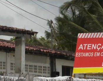 Obra para conter avanço do nível do mar em cidade no Litoral Norte da Paraíba é iniciada — Foto: TV Cabo Branco