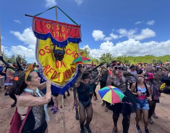 Bloco 'Os Cão' mantém tradição no carnaval de Natal — Foto: Vinicius Marinho/Inter TV Cabugi