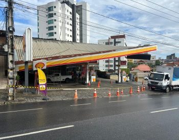 Campina Grande registra transtornos após forte chuva registrada nesta sexta (16) — Foto: Sandra Paula/TV Paraíba