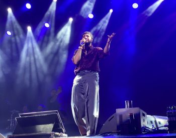 Nattan se apresentou no São João de Campina Grande nesta sexta-feira (26) — Foto: Maria Eduarda Batista/g1