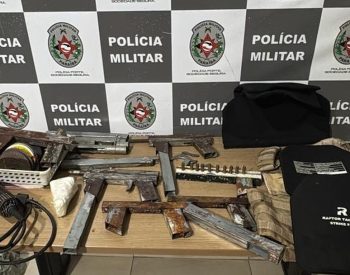 Fábrica clandestina de armas é fechada em João Pessoa; homem é preso — Foto: Polícia Militar da Paraíba