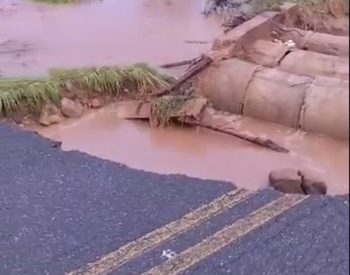 Chuvas causam interdição de rodovia e deslizamento no Sertão da Paraíba — Foto: Reprodução / TV Cabo Branco