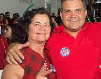 Dona Rita Adélia e seu filho vereador Cássio de Zequinha – (PP). Foto — ©Redes Sociais.